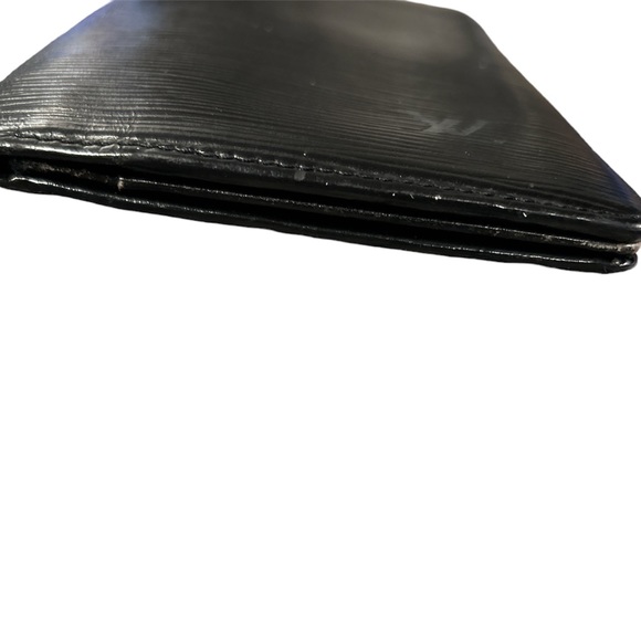 Louis Vuitton Black Epi Long Wallet - Picture 10 of 15
